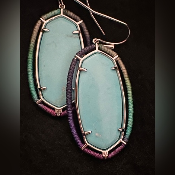 Kendra Scott Earrings - Picture 5 of 6